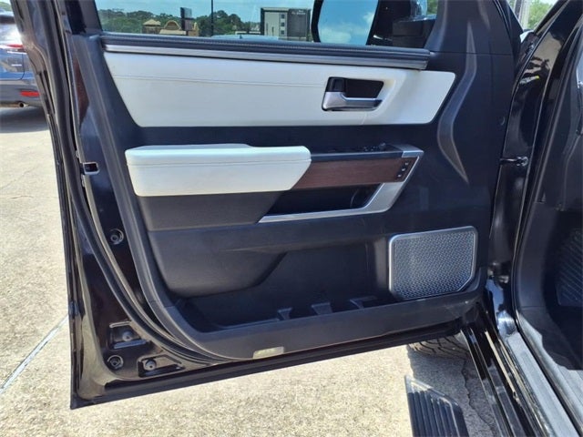 2023 Toyota Tundra Hybrid Capstone