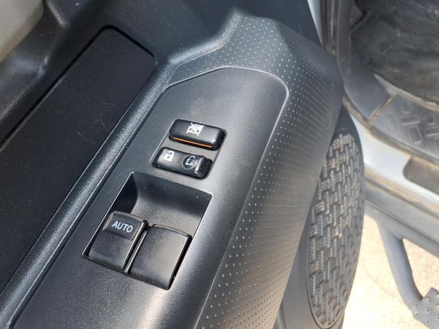2014 Toyota FJ Cruiser Base