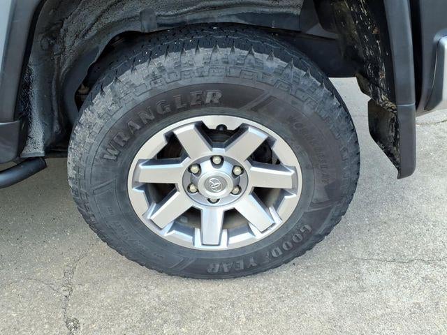 2014 Toyota FJ Cruiser Base