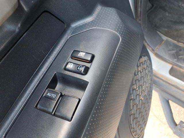 2014 Toyota FJ Cruiser Base