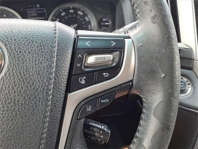 2016 Toyota Land Cruiser Base