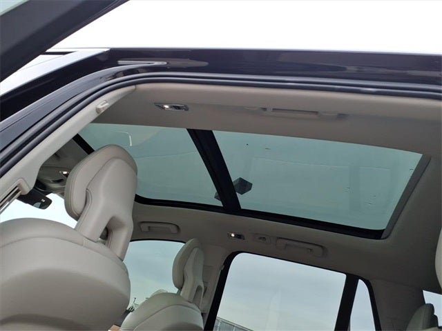 2021 Volvo XC90 T5 Momentum