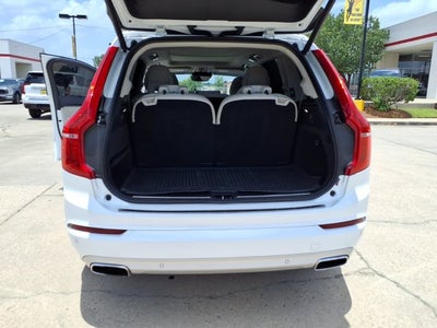 2019 Volvo XC90 T6 Momentum