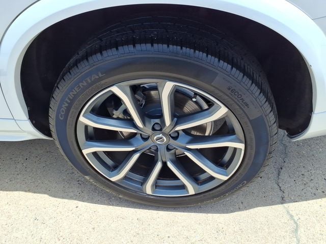 2019 Volvo XC90 T6 Momentum