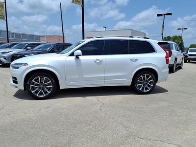 2019 Volvo XC90 T6 Momentum