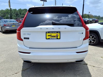 2019 Volvo XC90 T6 Momentum